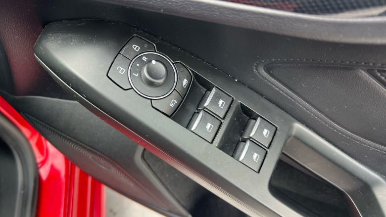 Ford Focus 1.0 EcoBoost Hybrid mHEV 125 ST-Line Edition 5dr Petrol Hatchback